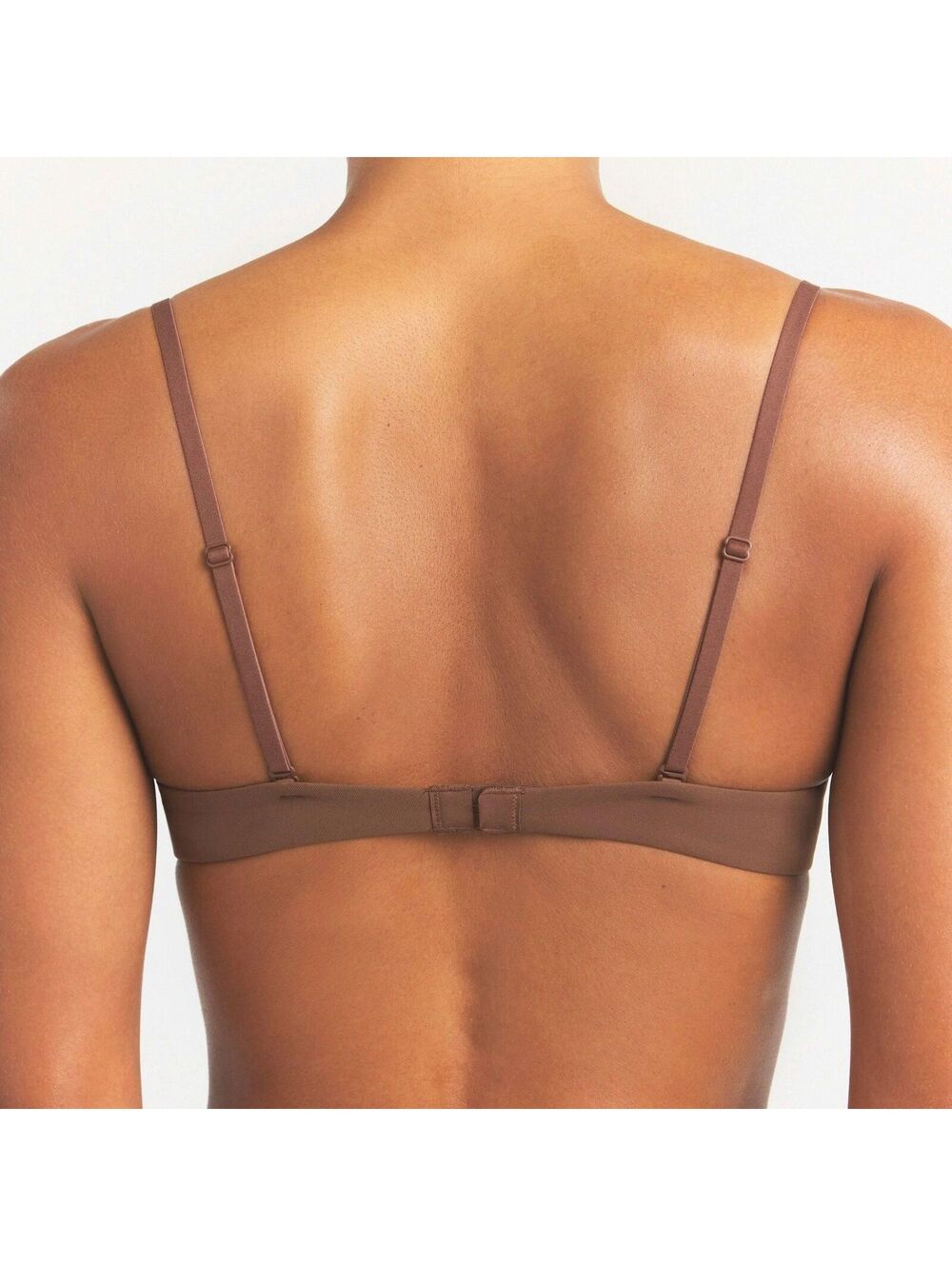 SKIMS NWT Fits Everybody T-Shirt Bra - Size 38A - Picture 4 of 5